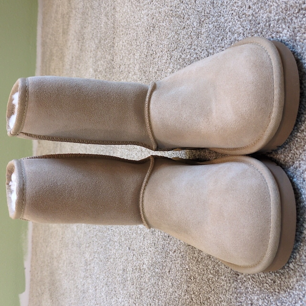 Koolaburra by UGG Tan Boots Women's size 5 - Picture 2 of 10